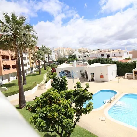 Bellavista Avenida By Beguest אלבופיירה