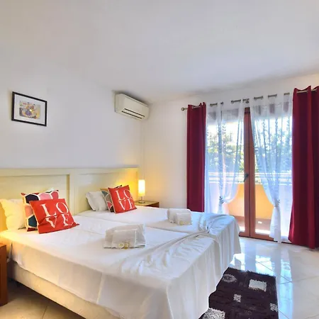 Bellavista Avenida By Beguest מלון דירות 3*