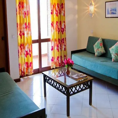 Bellavista Avenida By Beguest אלבופיירה