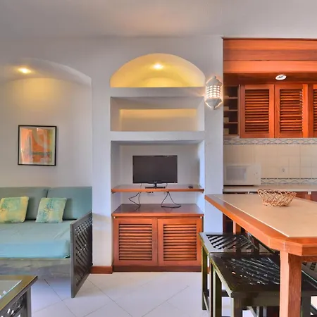 Bellavista Avenida By Beguest Apart Otel 3*