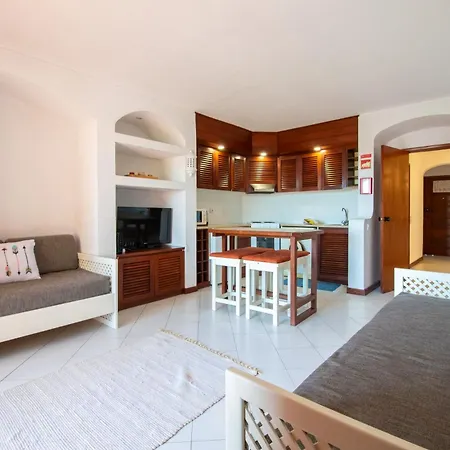 Bellavista Avenida By Beguest