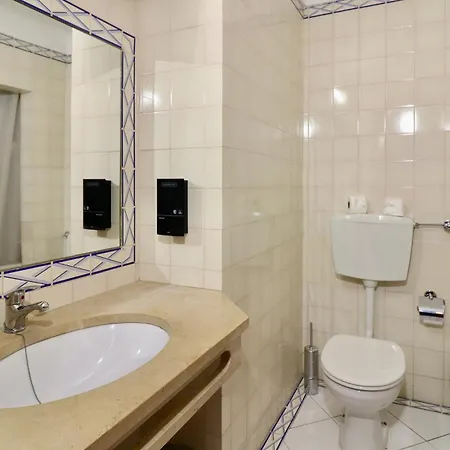 Aparthotel Bellavista Avenida By Beguest Albufeira